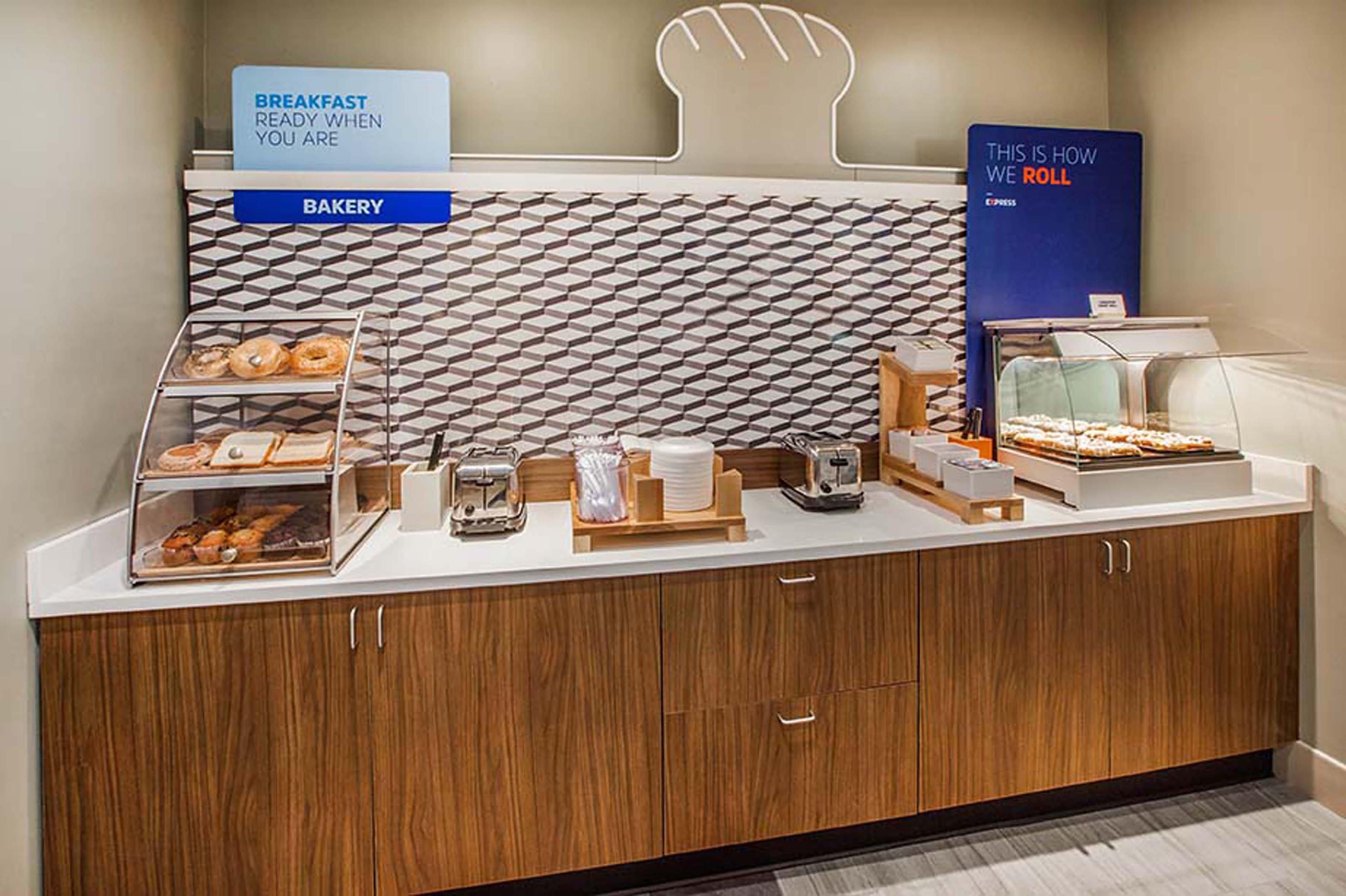 Holiday Inn Express - Chester By Ihg Ngoại thất bức ảnh